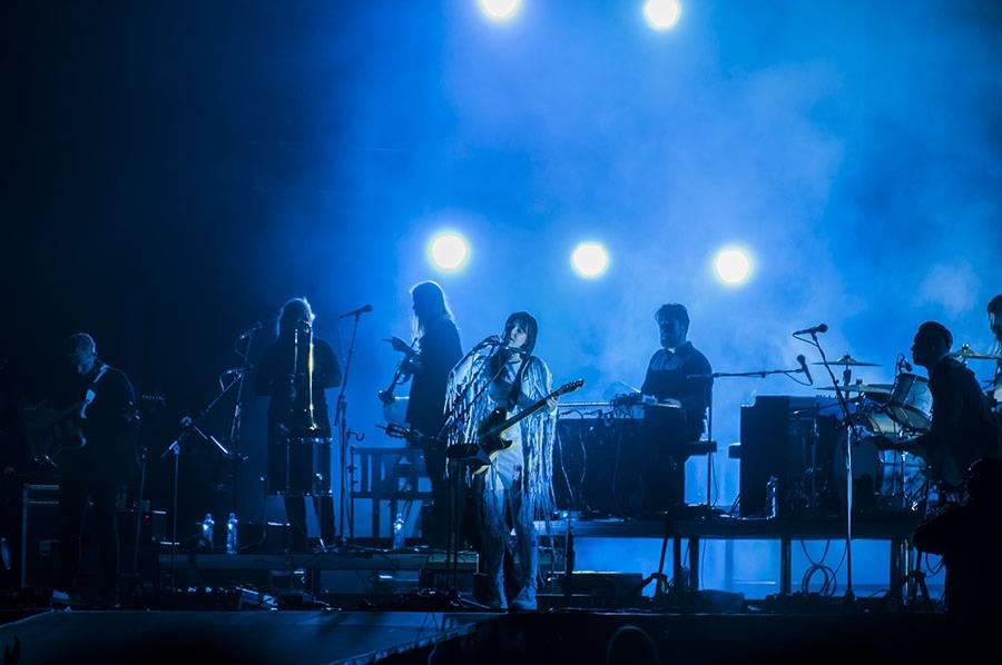 Druhý den Colours ovládli Of Monsters And Men a Aurora