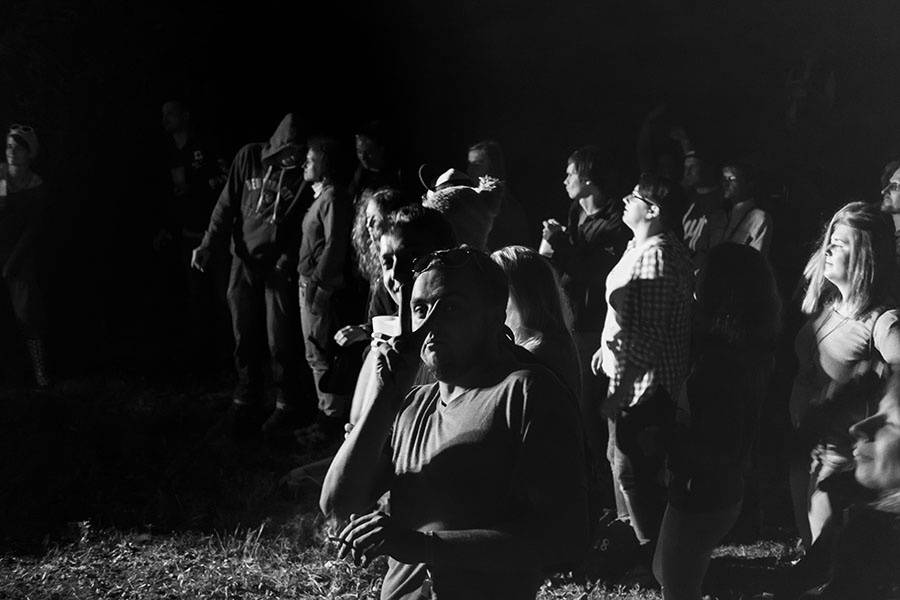 Druhý den Colours ovládli Of Monsters And Men a Aurora