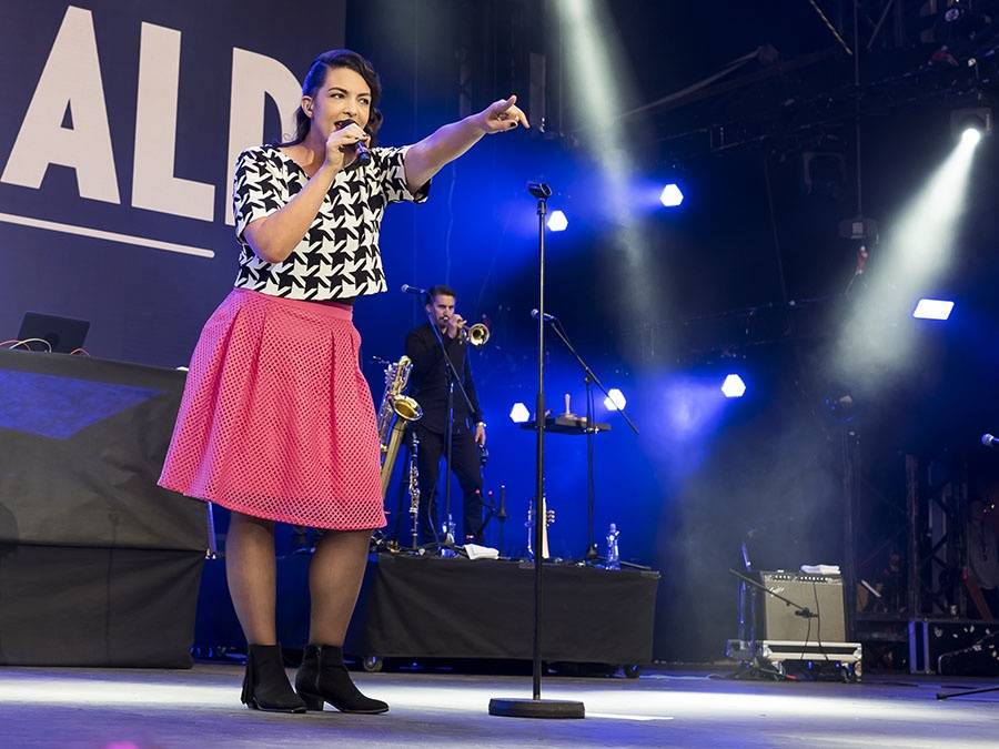 Colours Of Ostrava: Sobota opět ve znamení deště, ale i výjimečné Caro Emerald, Kodaline a Dj Boys Noize