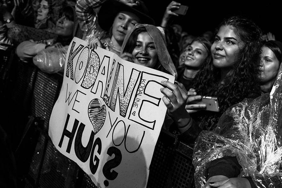 Colours Of Ostrava: Sobota opět ve znamení deště, ale i výjimečné Caro Emerald, Kodaline a Dj Boys Noize