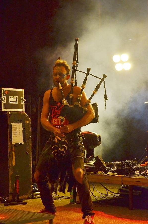 Na Stodské pouti řádili Pipes and Pints jako černá ruka