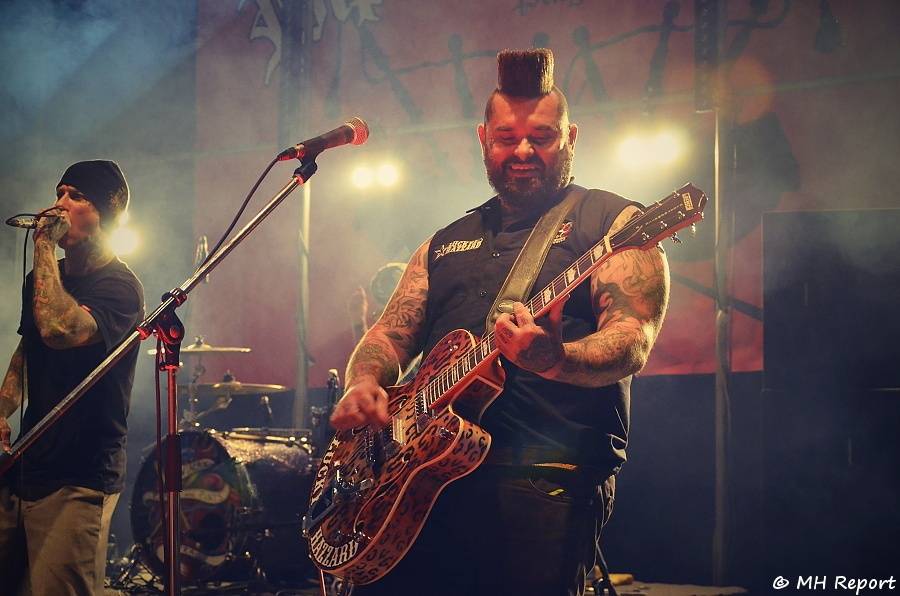 Na Stodské pouti řádili Pipes and Pints jako černá ruka