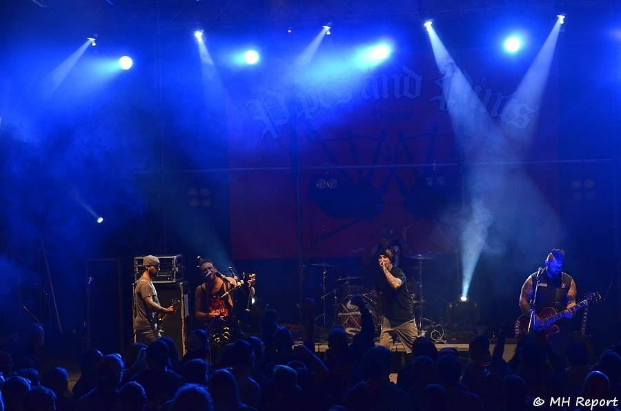 Na Stodské pouti řádili Pipes and Pints jako černá ruka