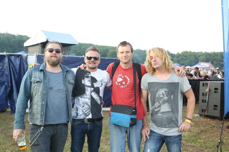 Hrady.cz začaly na Točníku: Velkolepou show obstaral Kabát, hráli i Rybičky 48 nebo Skyline