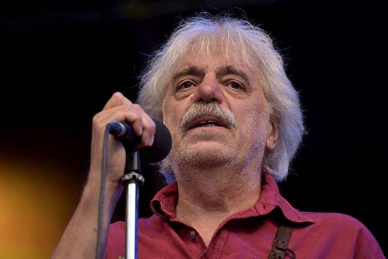 Třetí den Colours: Výtečná Caro Emerald, nudní Kodaline a vytrvalý déšť