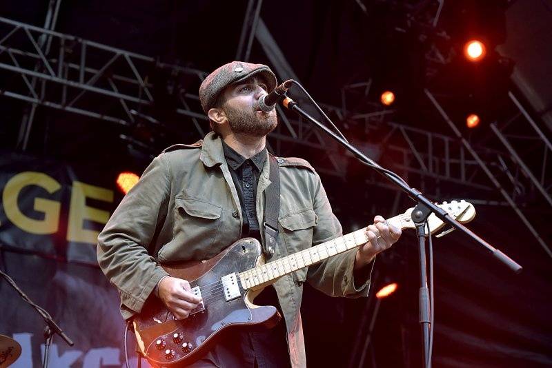 Třetí den Colours: Výtečná Caro Emerald, nudní Kodaline a vytrvalý déšť