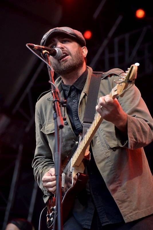 Třetí den Colours: Výtečná Caro Emerald, nudní Kodaline a vytrvalý déšť