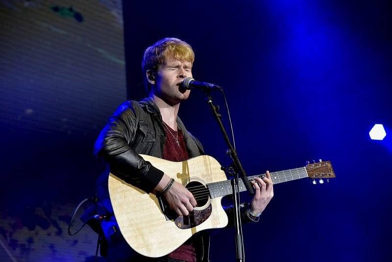 Třetí den Colours: Výtečná Caro Emerald, nudní Kodaline a vytrvalý déšť