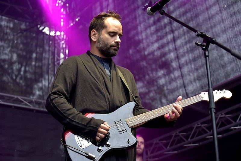 Třetí den Colours: Výtečná Caro Emerald, nudní Kodaline a vytrvalý déšť