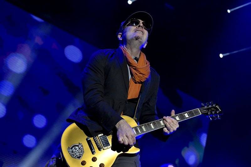 Třetí den Colours: Výtečná Caro Emerald, nudní Kodaline a vytrvalý déšť