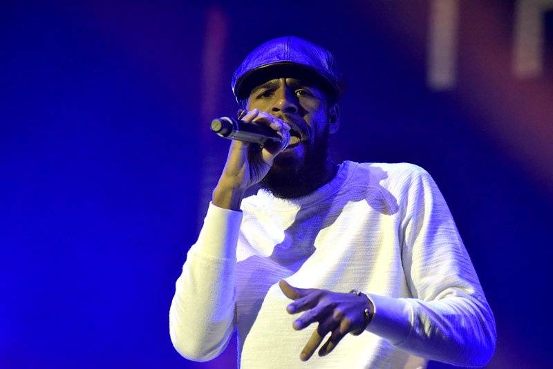 Třetí den Colours: Výtečná Caro Emerald, nudní Kodaline a vytrvalý déšť