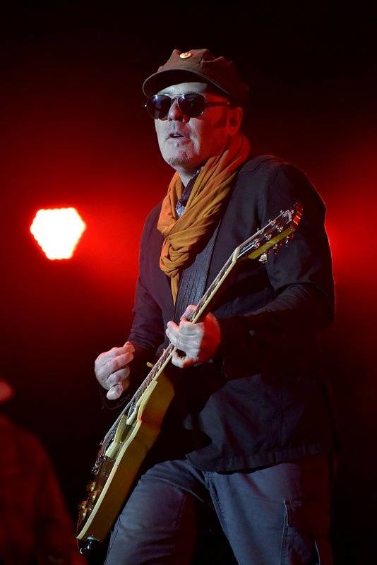 Třetí den Colours: Výtečná Caro Emerald, nudní Kodaline a vytrvalý déšť