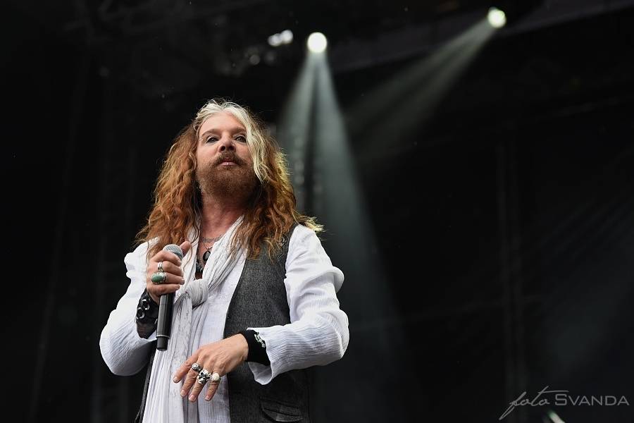 Déšť na Masters Of Rock zahnali Amon Amarth, Megadeth nakonec nepřijedou