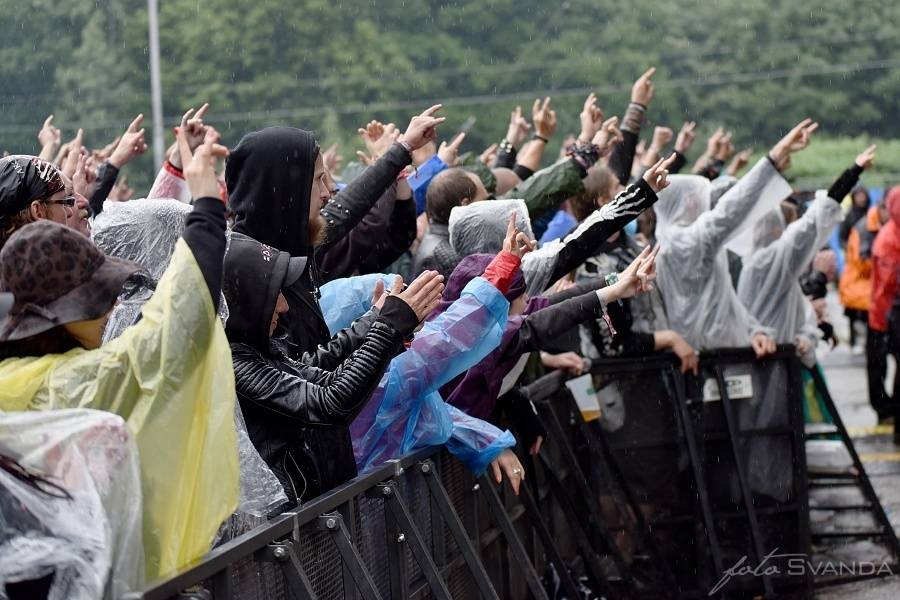 Déšť na Masters Of Rock zahnali Amon Amarth, Megadeth nakonec nepřijedou