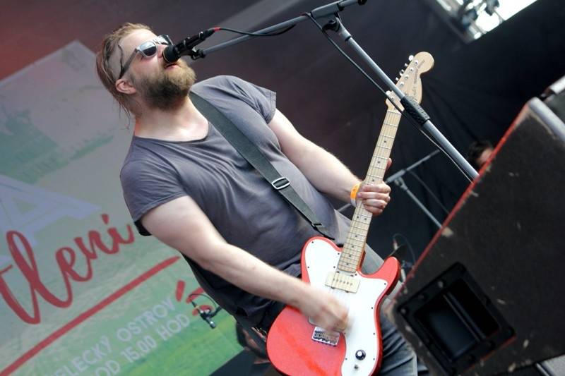 Start festivalu Hrady.cz na Točníku: Kabát, Divokej Bill, Rybičky 48 i zábavný program pro celou rodinu 