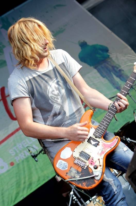 Start festivalu Hrady.cz na Točníku: Kabát, Divokej Bill, Rybičky 48 i zábavný program pro celou rodinu 