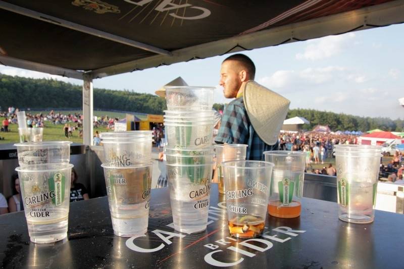 Start festivalu Hrady.cz na Točníku: Kabát, Divokej Bill, Rybičky 48 i zábavný program pro celou rodinu 