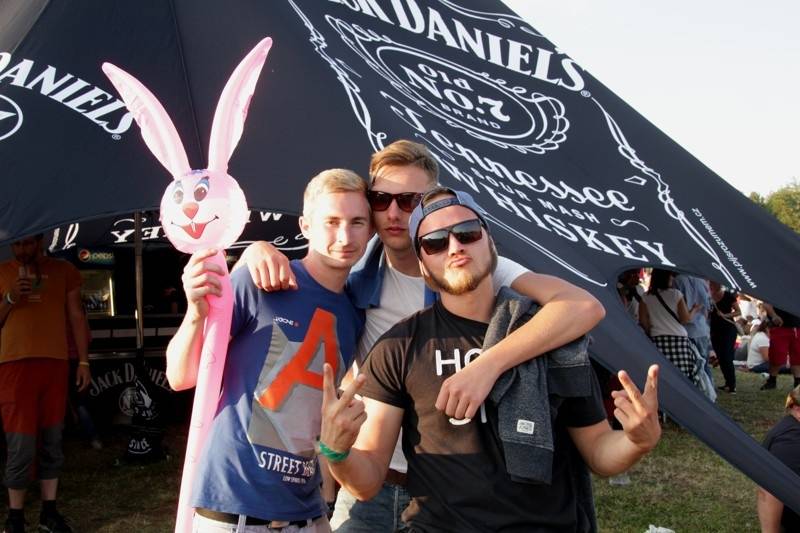 Start festivalu Hrady.cz na Točníku: Kabát, Divokej Bill, Rybičky 48 i zábavný program pro celou rodinu 