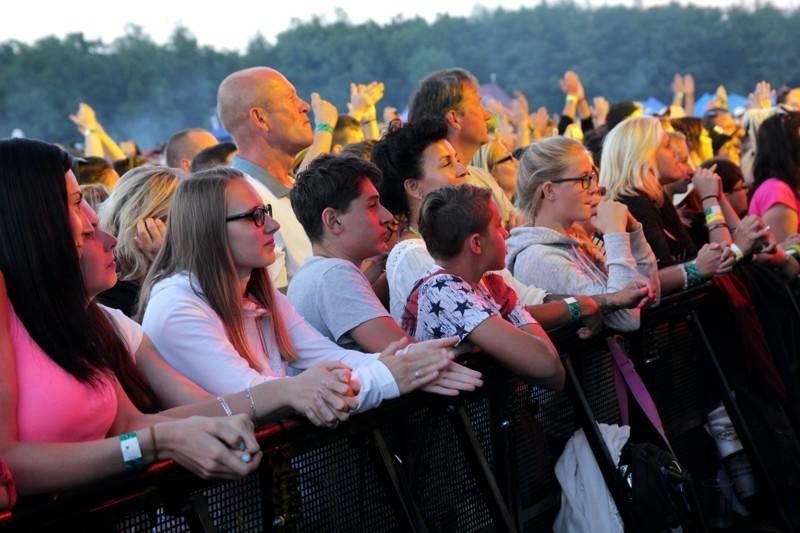 Start festivalu Hrady.cz na Točníku: Kabát, Divokej Bill, Rybičky 48 i zábavný program pro celou rodinu 