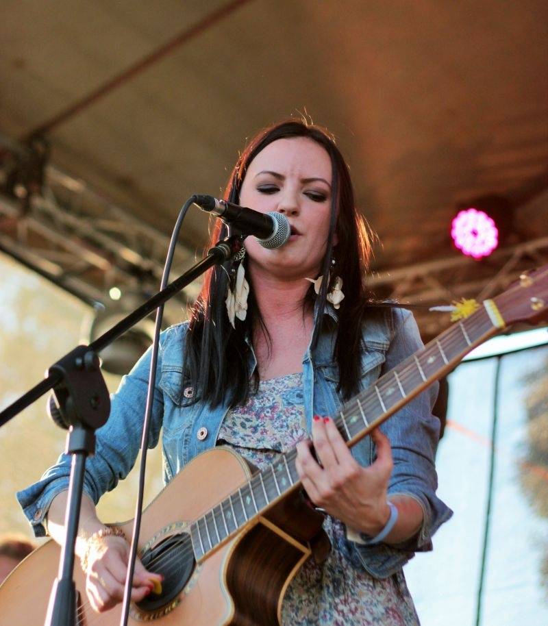 Na Plutofest v Peruci dorazili Kamil Střihavka, Anna Veselovská i čeští AC/DC