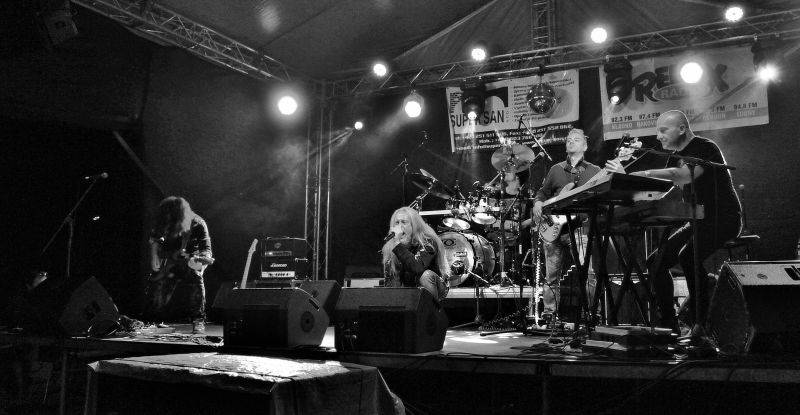 Na Plutofest v Peruci dorazili Kamil Střihavka, Anna Veselovská i čeští AC/DC