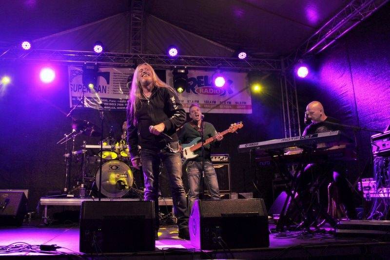 Na Plutofest v Peruci dorazili Kamil Střihavka, Anna Veselovská i čeští AC/DC