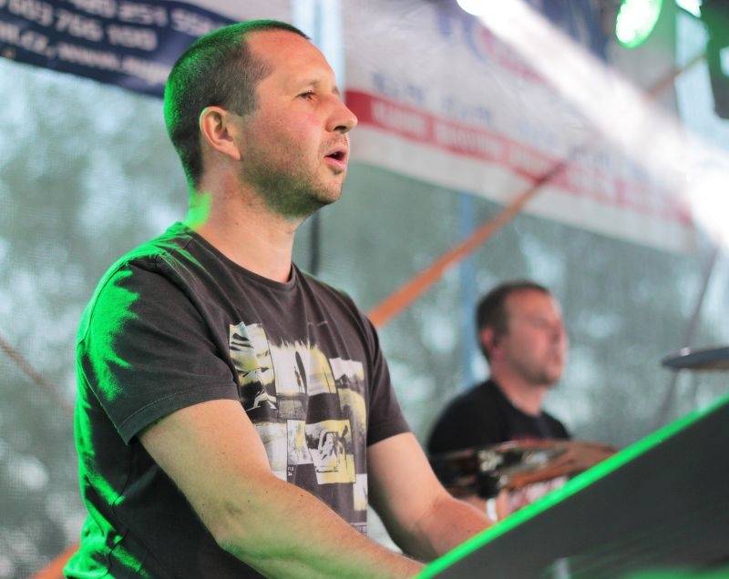 Na Plutofest v Peruci dorazili Kamil Střihavka, Anna Veselovská i čeští AC/DC