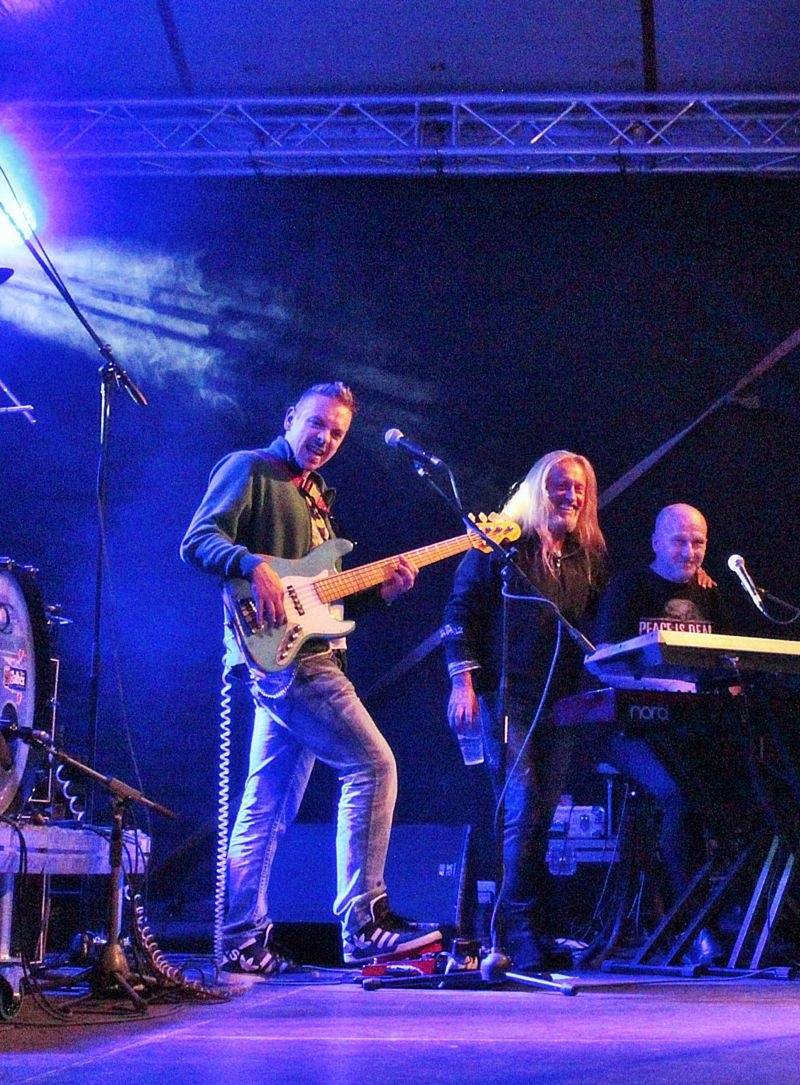 Na Plutofest v Peruci dorazili Kamil Střihavka, Anna Veselovská i čeští AC/DC