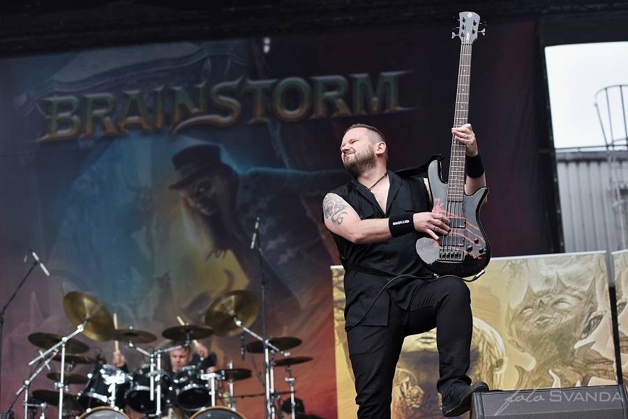 Masters Of Rock uzavřela metalová královna Tarja, za Megadeth zaskočila Tublatanka