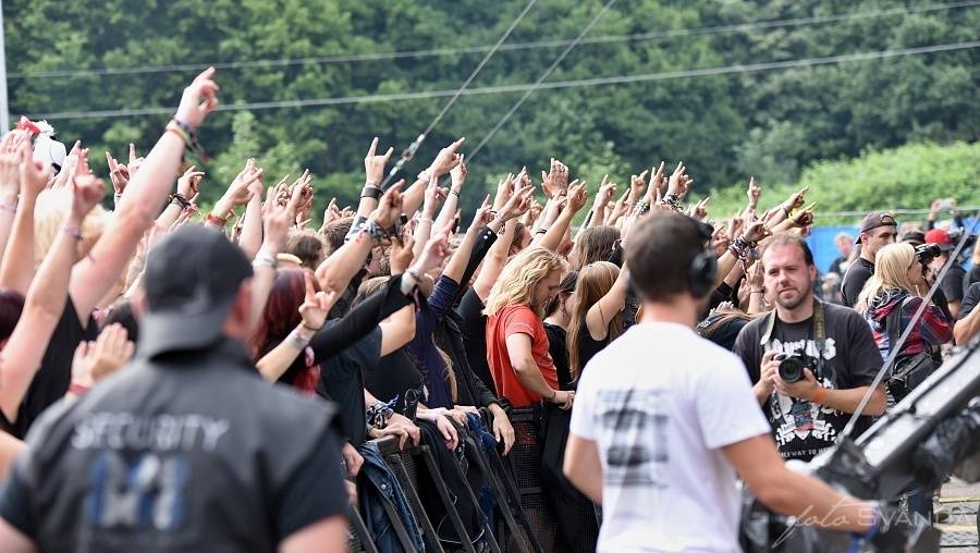 Masters Of Rock uzavřela metalová královna Tarja, za Megadeth zaskočila Tublatanka