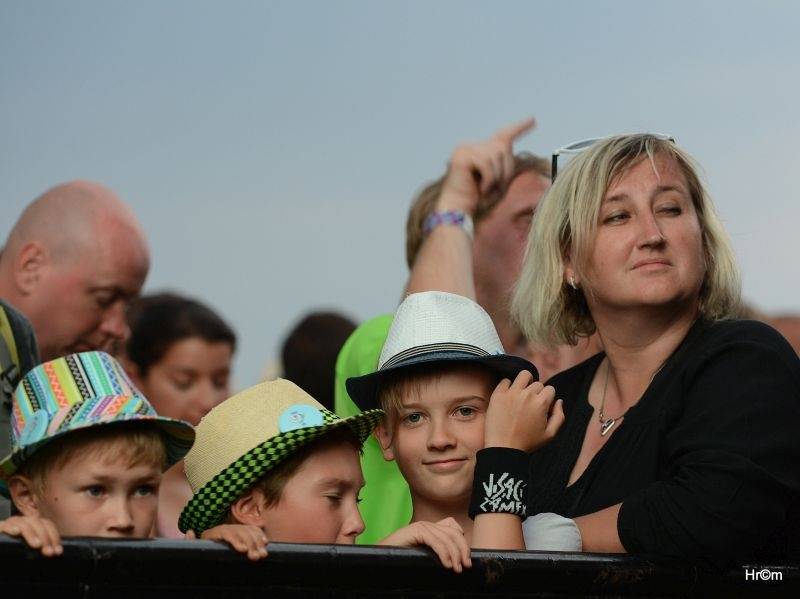 Hrady CZ pokračovaly na Kunětické hoře, hlavním tahákem byl Kabát