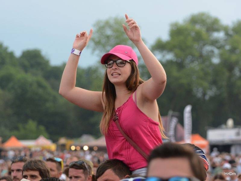 Hrady CZ pokračovaly na Kunětické hoře, hlavním tahákem byl Kabát