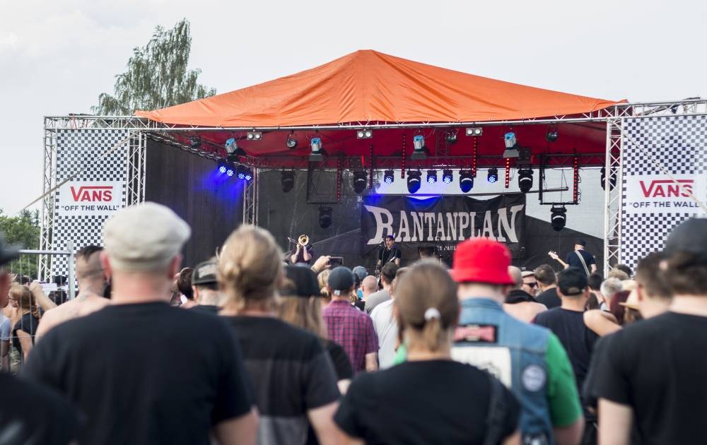 Mighty Sounds, den druhý: Táborem hřměli Perkele a Irie Révoltés