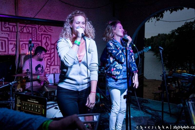 Barbora Poláková přivezla svoje hity do Beach Parku Mlékojedy