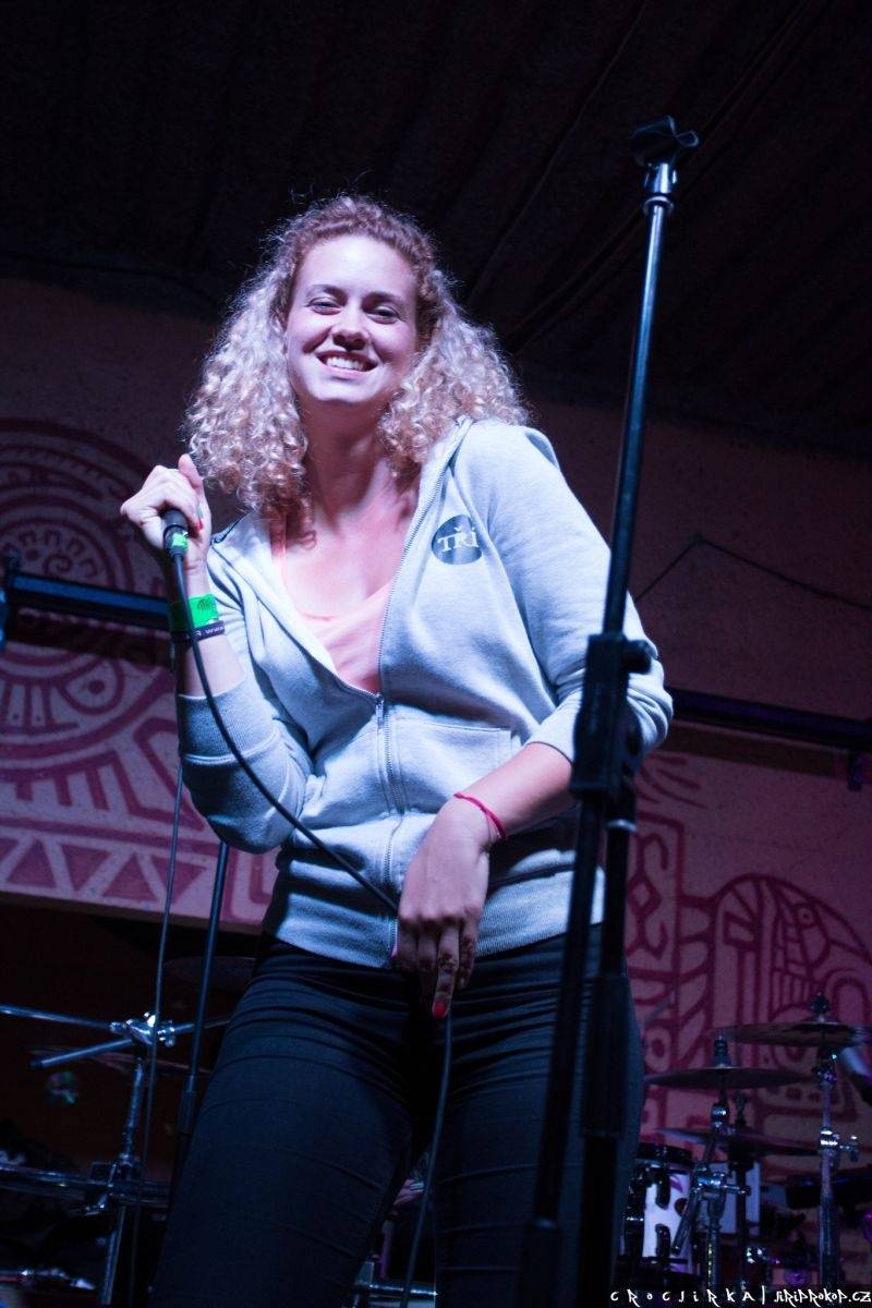 Barbora Poláková přivezla svoje hity do Beach Parku Mlékojedy