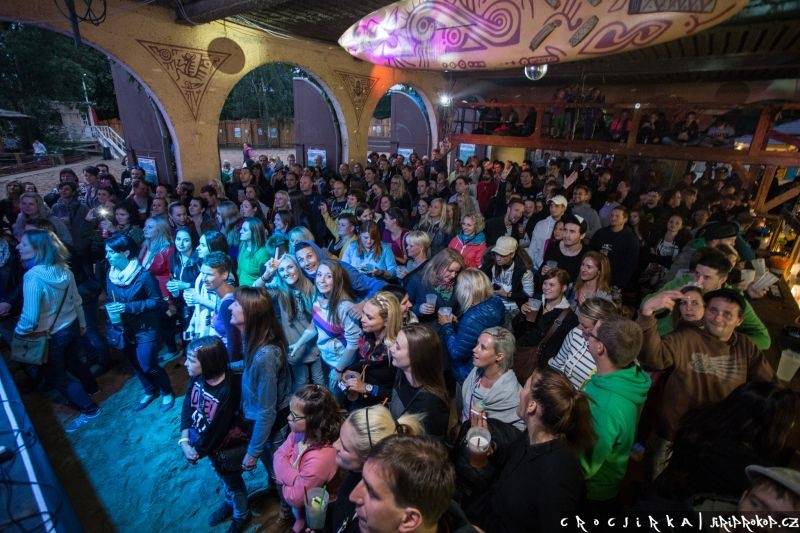 Barbora Poláková přivezla svoje hity do Beach Parku Mlékojedy