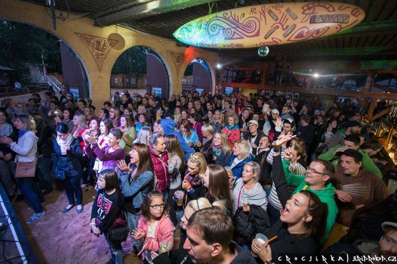 Barbora Poláková přivezla svoje hity do Beach Parku Mlékojedy