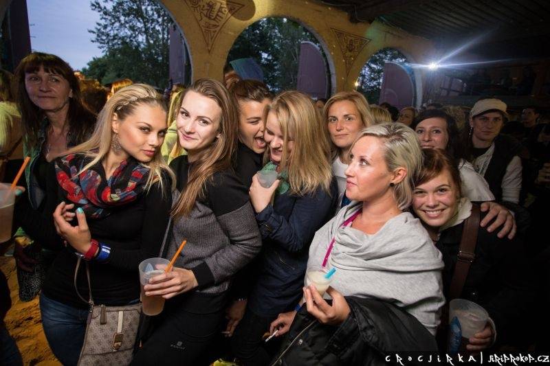 Barbora Poláková přivezla svoje hity do Beach Parku Mlékojedy