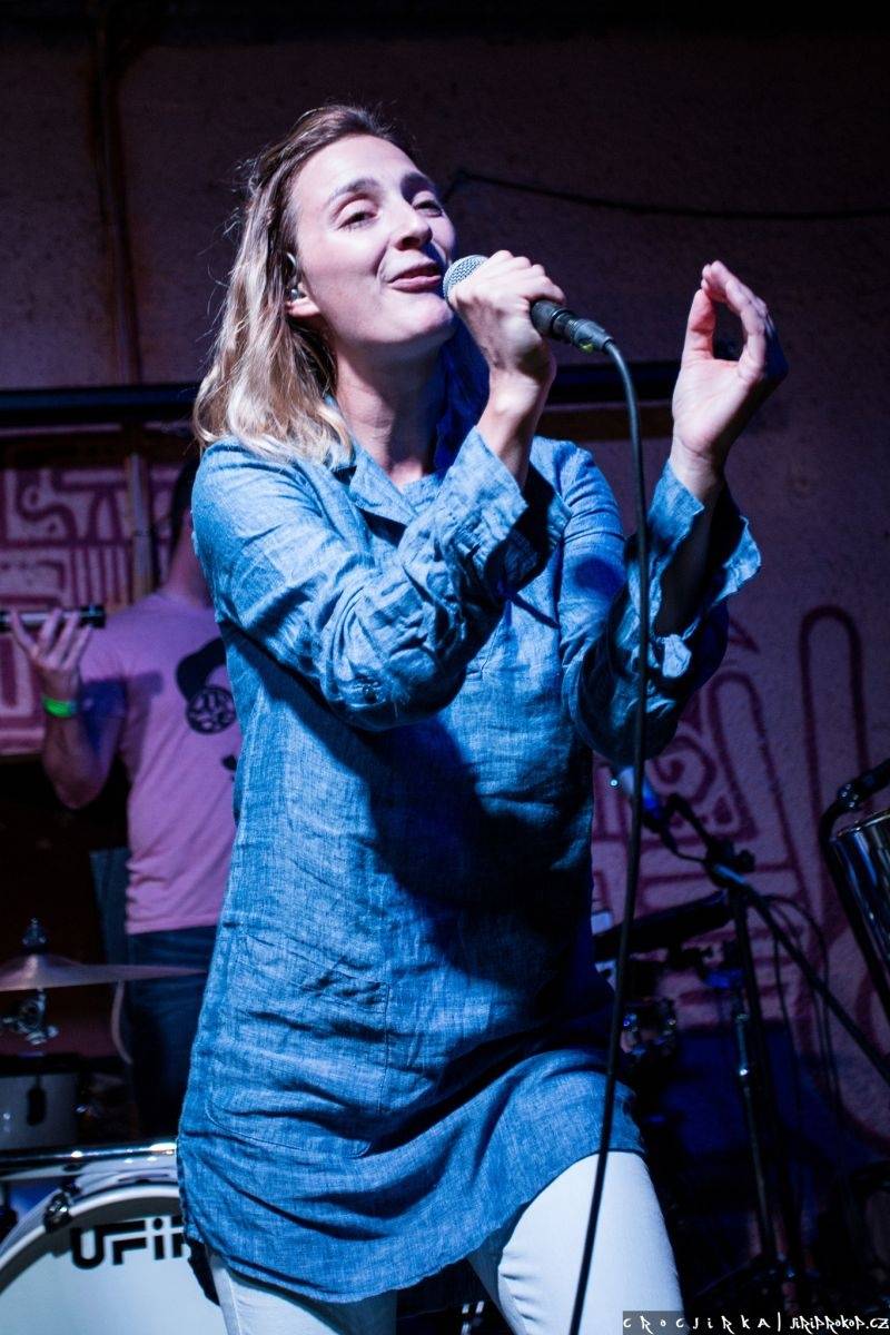 Barbora Poláková přivezla svoje hity do Beach Parku Mlékojedy