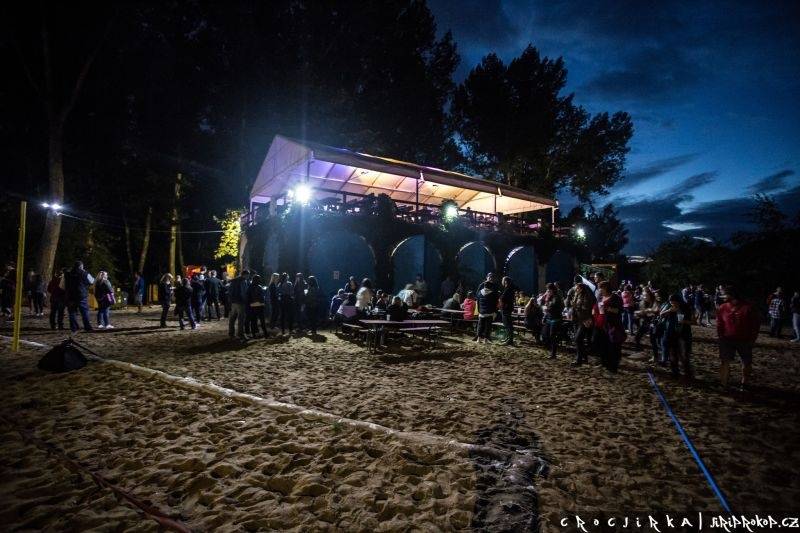 Barbora Poláková přivezla svoje hity do Beach Parku Mlékojedy