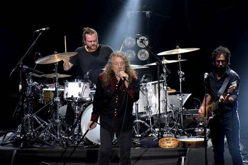 Robert Plant v Plzni tasil i nesmrtelné hity Led Zeppelin