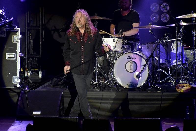 Robert Plant v Plzni tasil i nesmrtelné hity Led Zeppelin