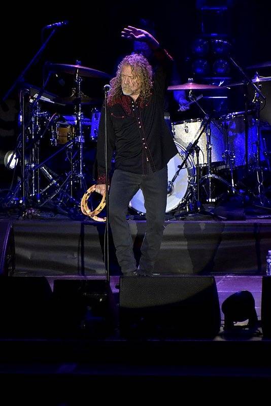 Robert Plant v Plzni tasil i nesmrtelné hity Led Zeppelin