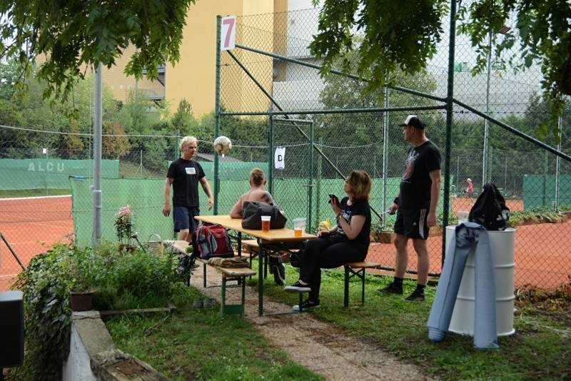 Nohejbalový turnaj kapel Festonda Cup vyhrál Medvěd 009, o zábavu nebyla nouze