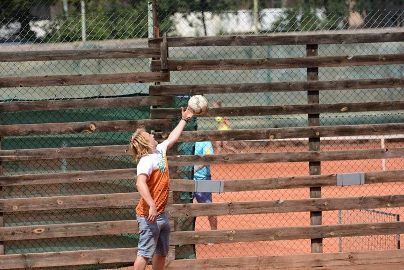 Nohejbalový turnaj kapel Festonda Cup vyhrál Medvěd 009, o zábavu nebyla nouze
