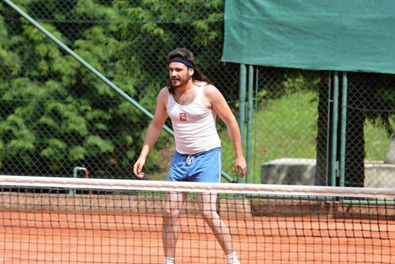 Nohejbalový turnaj kapel Festonda Cup vyhrál Medvěd 009, o zábavu nebyla nouze