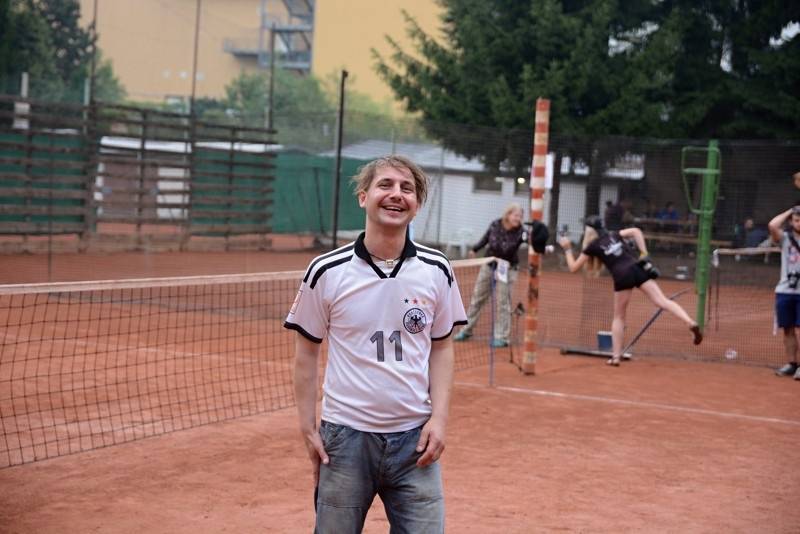 Nohejbalový turnaj kapel Festonda Cup vyhrál Medvěd 009, o zábavu nebyla nouze