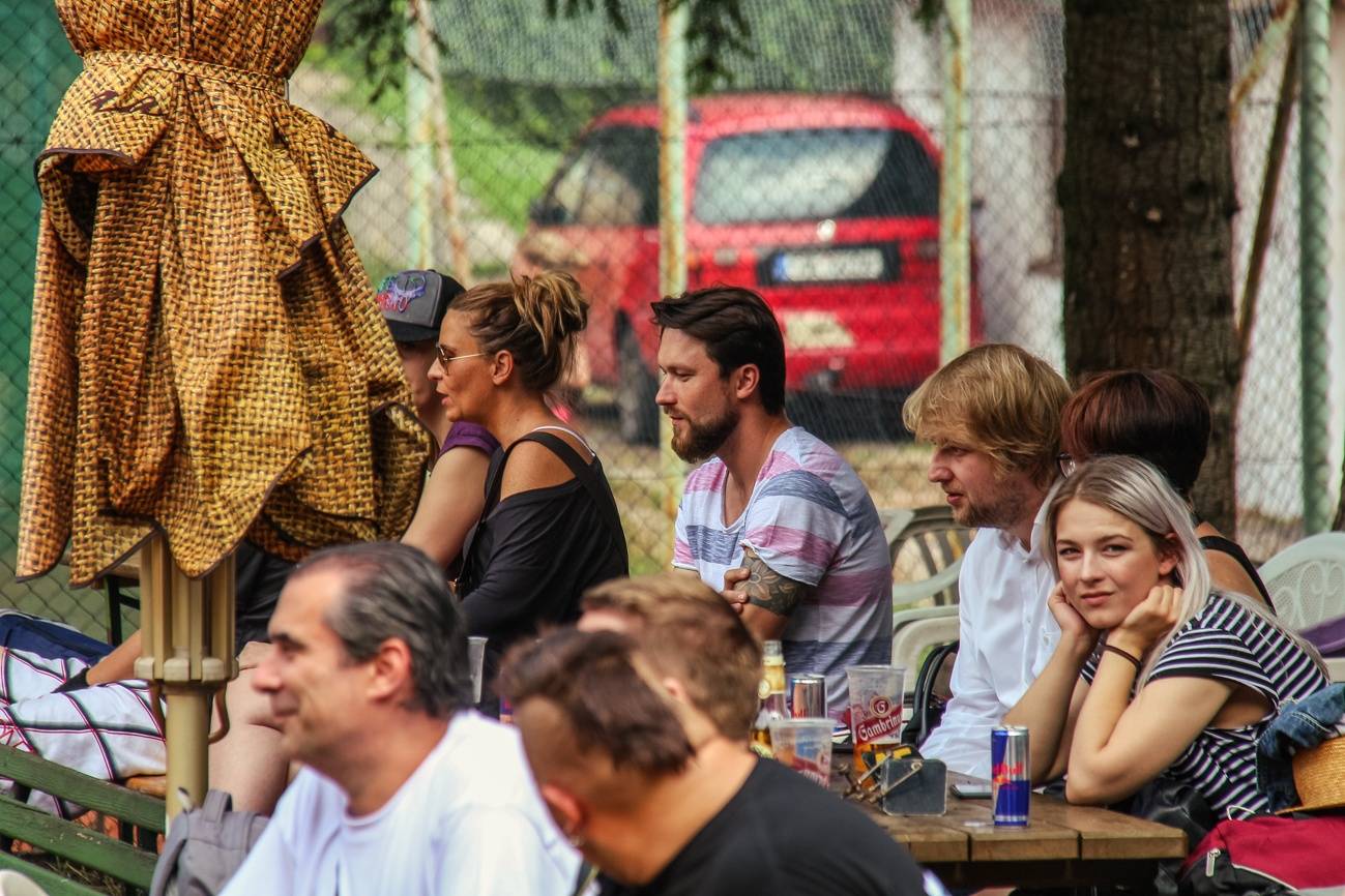 Pražský Festonda Cup: Wohnout, Imodium a spol. soutěžili v nohejbalu pro radost ze hry