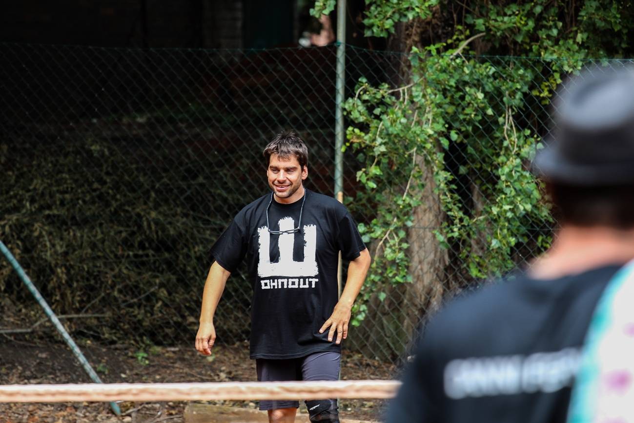 Pražský Festonda Cup: Wohnout, Imodium a spol. soutěžili v nohejbalu pro radost ze hry