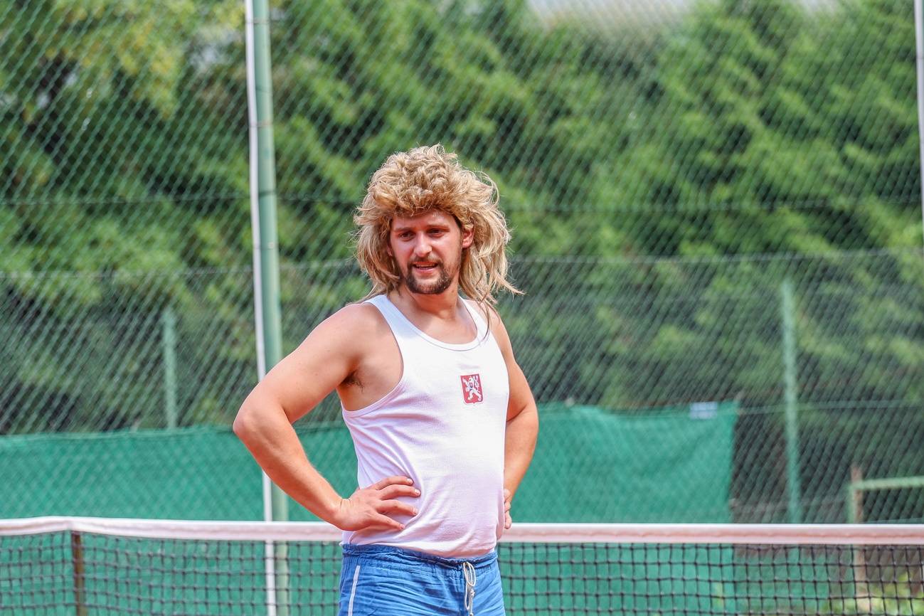 Pražský Festonda Cup: Wohnout, Imodium a spol. soutěžili v nohejbalu pro radost ze hry